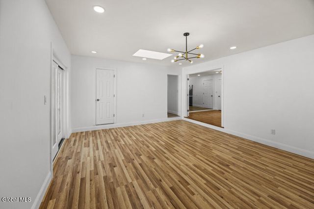 22 Verdi Boulevard, Colonie, NY 12110