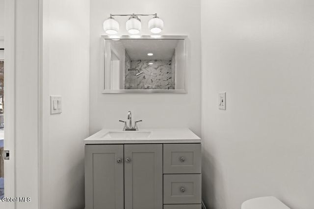 22 Verdi Boulevard, Colonie, NY 12110