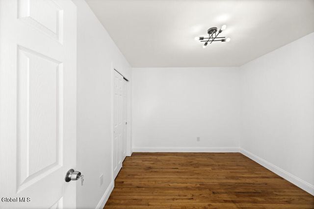 22 Verdi Boulevard, Colonie, NY 12110