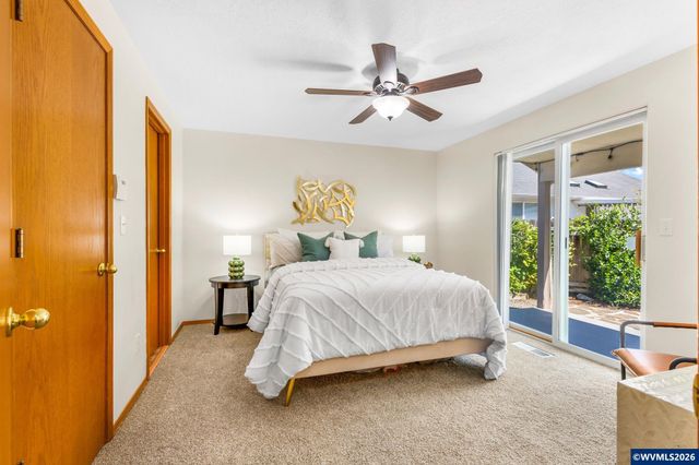 4830 Rebecca St NE, Salem, OR 97305