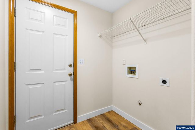 4830 Rebecca St NE, Salem, OR 97305