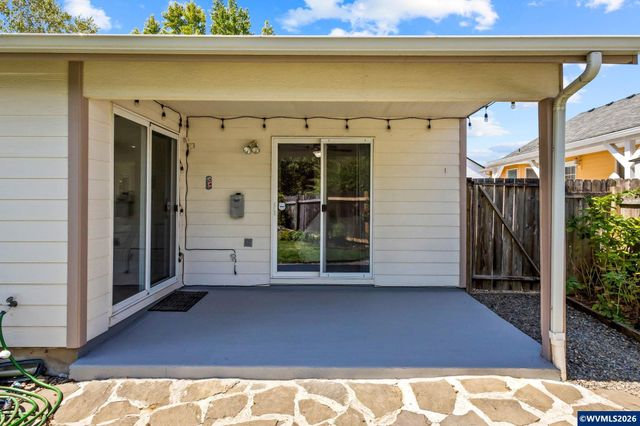 4830 Rebecca St NE, Salem, OR 97305