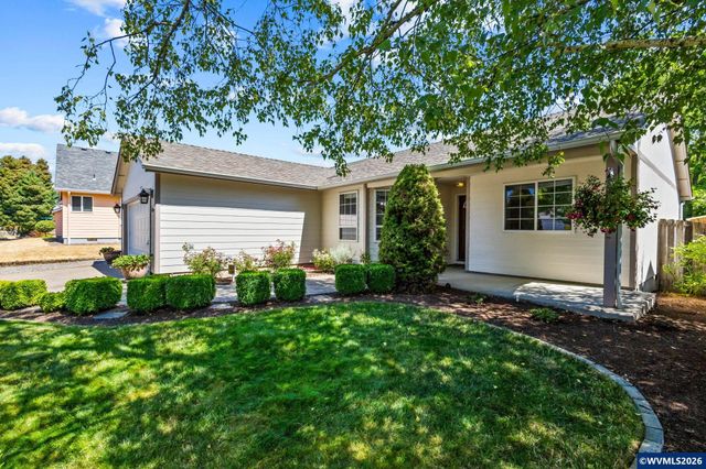 4830 Rebecca St NE, Salem, OR 97305