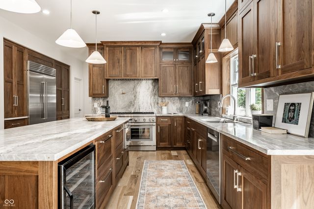 6201 Central Avenue, Indianapolis, IN 46220