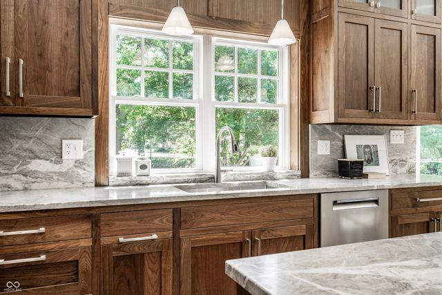 6201 Central Avenue, Indianapolis, IN 46220