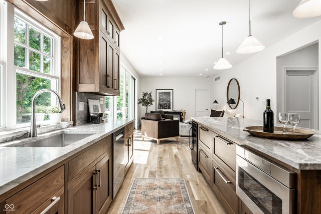 6201 Central Avenue, Indianapolis, IN 46220