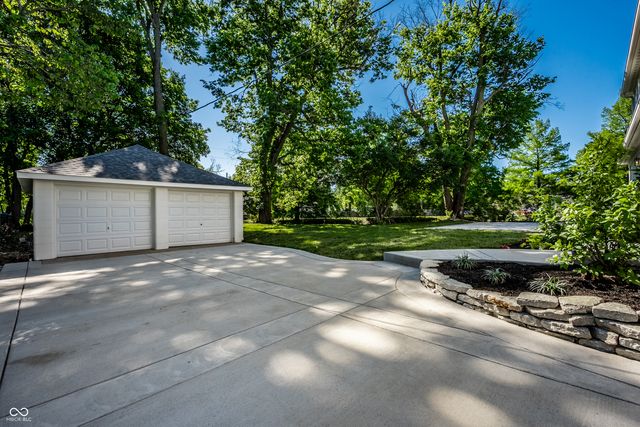 6201 Central Avenue, Indianapolis, IN 46220