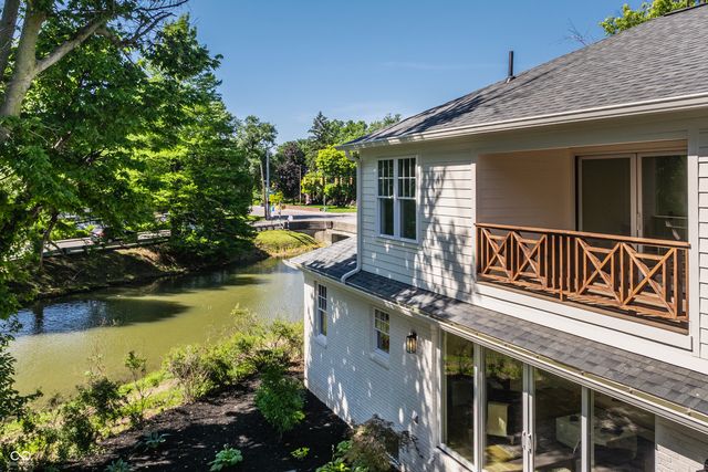 6201 Central Avenue, Indianapolis, IN 46220