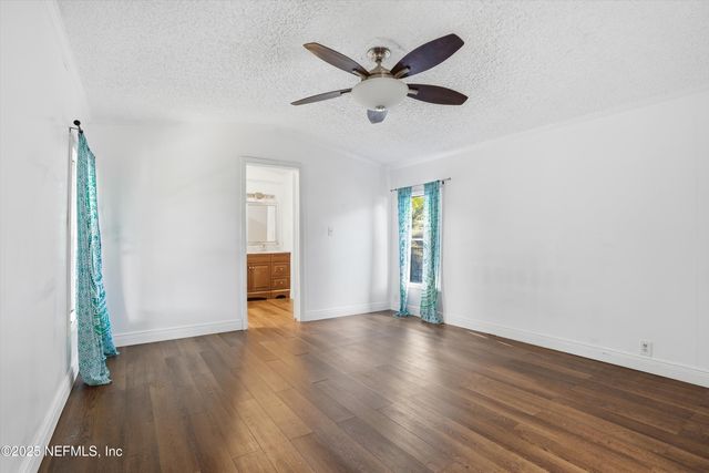 7616 PLUMWOOD Drive, Jacksonville, FL 32256