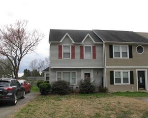211 Old Towne Rd, Spartangburg, SC 29301