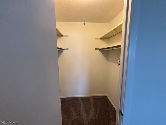 2112 Acacia Park Drive 312, Lyndhurst, OH 44124