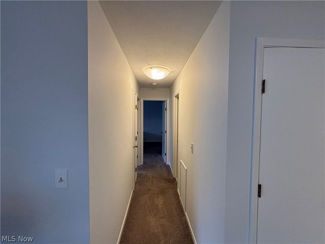 2112 Acacia Park Drive 312, Lyndhurst, OH 44124