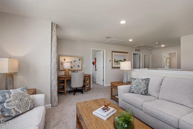 508 Crescent Wood Trail, Zebulon, NC 27597