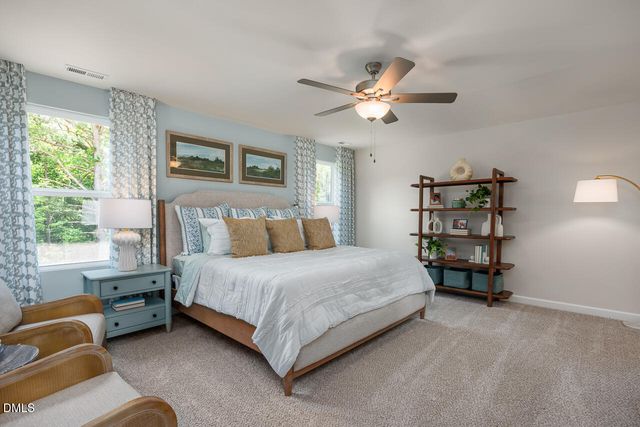 508 Crescent Wood Trail, Zebulon, NC 27597