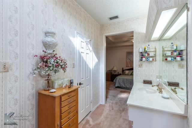 2509 Meadow Lake Drive, Abilene, TX 79606