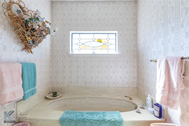 2509 Meadow Lake Drive, Abilene, TX 79606