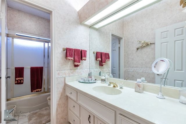 2509 Meadow Lake Drive, Abilene, TX 79606