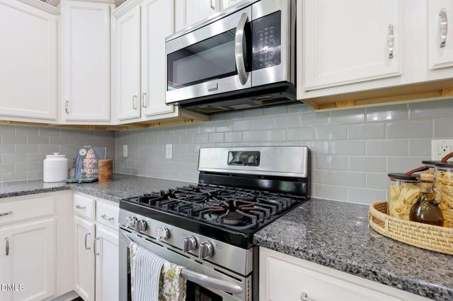 3401 Grosbeak Way, Raleigh, NC 27616
