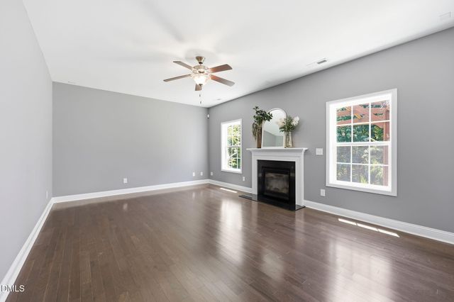 3401 Grosbeak Way, Raleigh, NC 27616