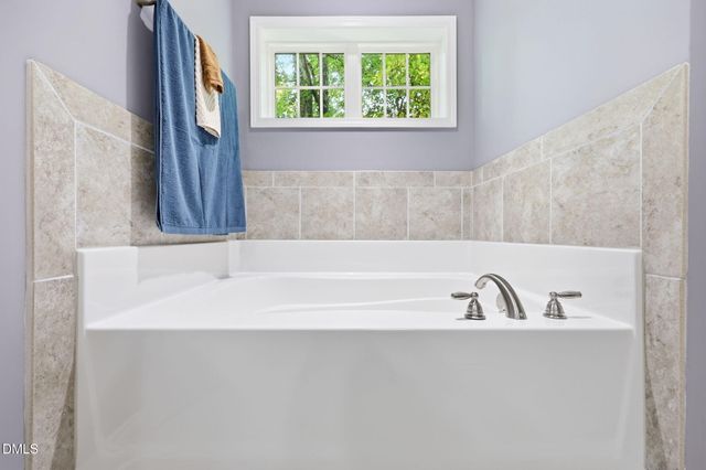 3401 Grosbeak Way, Raleigh, NC 27616