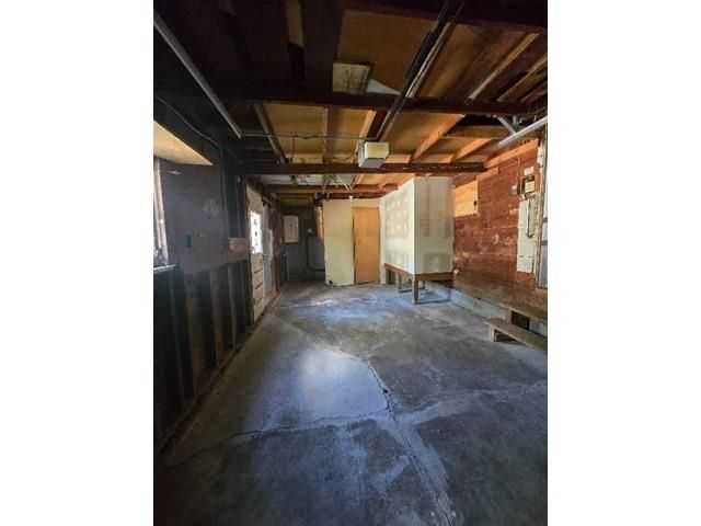 11405 E 83rd Street, Raytown, MO 64138