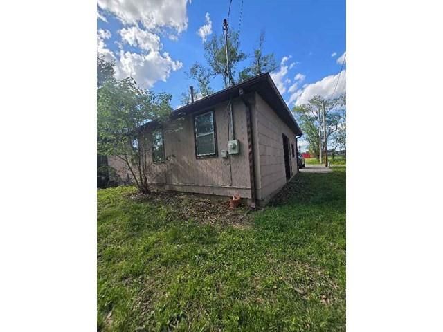 11405 E 83rd Street, Raytown, MO 64138