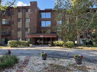 14647 Greenwood Road 312, Dolton, IL 60419