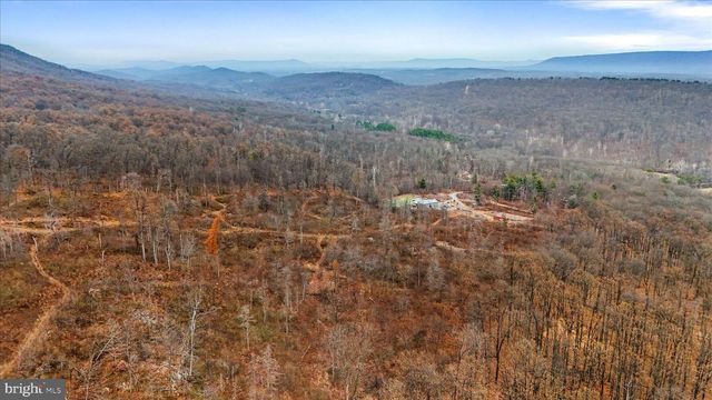 BONAVENTURE WAY, Berkeley Springs, WV 25411