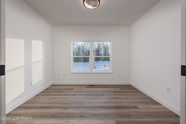 2827 N Cottage Knoll Drive, Palmer, AK 99645