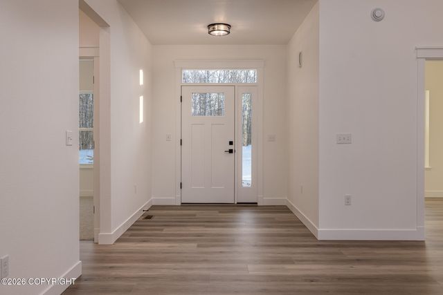 2827 N Cottage Knoll Drive, Palmer, AK 99645