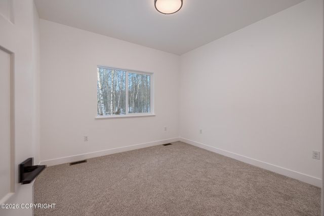 2827 N Cottage Knoll Drive, Palmer, AK 99645