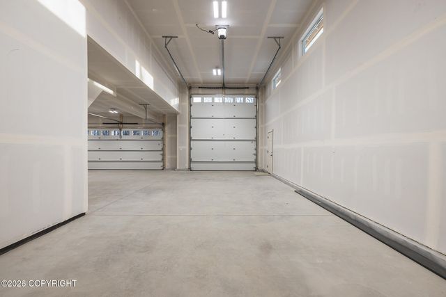 2827 N Cottage Knoll Drive, Palmer, AK 99645