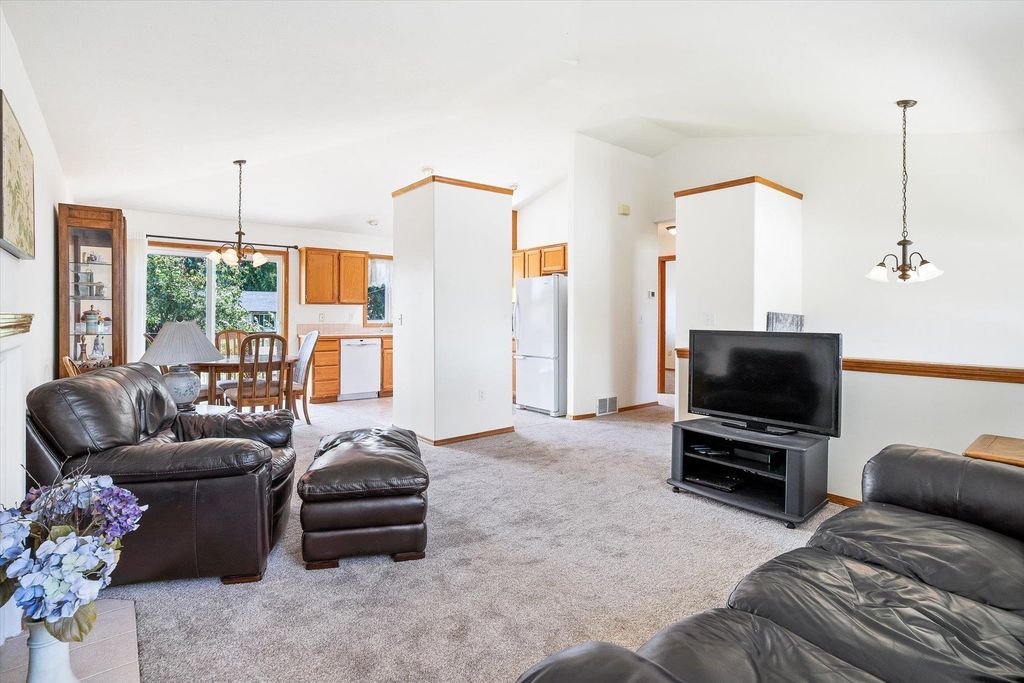 4417 N Morrow Ct, Spokane Valley, WA 99216 photo 2