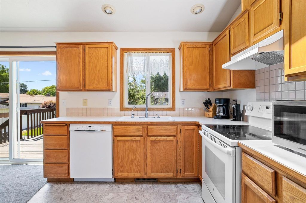 4417 N Morrow Ct, Spokane Valley, WA 99216 photo 5