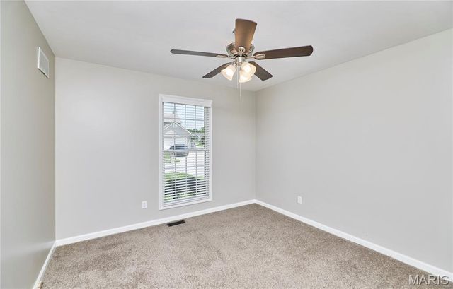 28 Jacobs Court W, St Peters, MO 63376