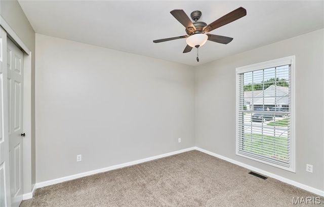 28 Jacobs Court W, St Peters, MO 63376