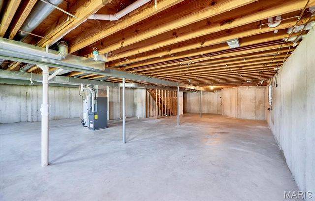 28 Jacobs Court W, St Peters, MO 63376