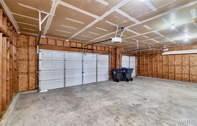 28 Jacobs Court W, St Peters, MO 63376