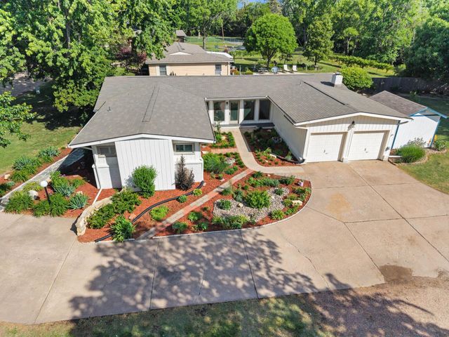 262 S Bonnie Brae St, Wichita, KS 67207