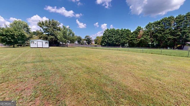 2124 Broad Street, Statham, GA 30666