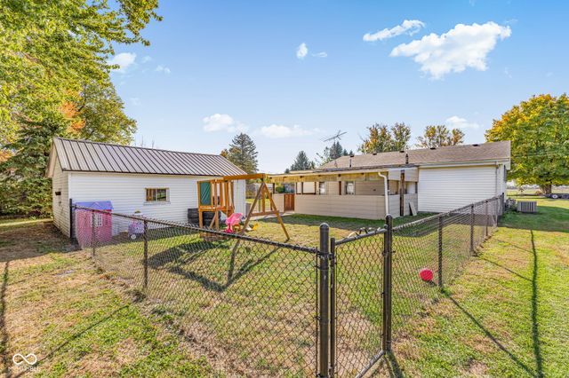 202 W Martindale Street, Kennard, IN 47351