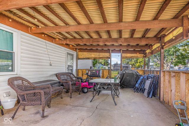 202 W Martindale Street, Kennard, IN 47351