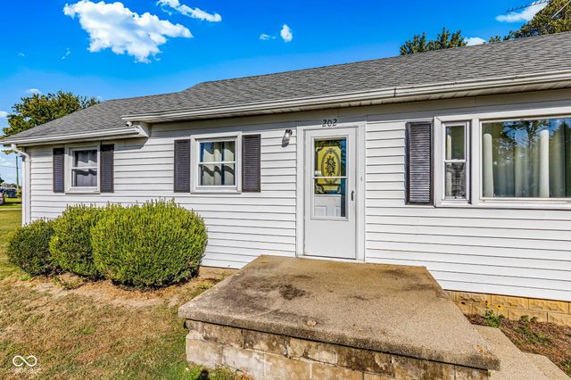 202 W Martindale Street, Kennard, IN 47351