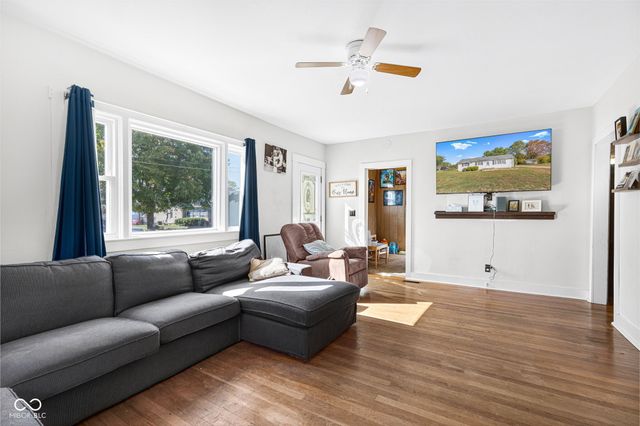 202 W Martindale Street, Kennard, IN 47351