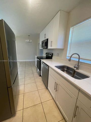 21882 Haines Ave, Port Charlotte, FL 33952