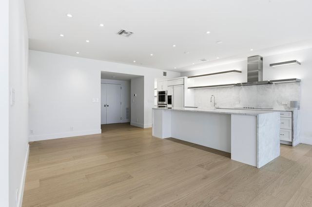 2275 S Ocean Boulevard 108s, Palm Beach, FL 33480