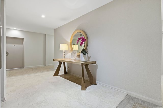 2275 S Ocean Boulevard 108s, Palm Beach, FL 33480