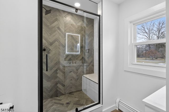 652 Harvard St, New Milford Boro, NJ 07646