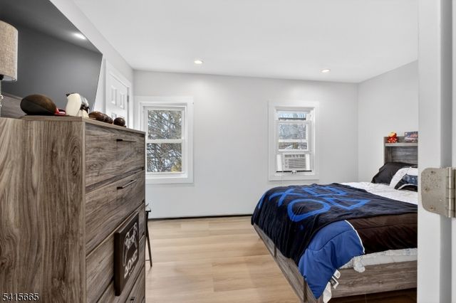 652 Harvard St, New Milford Boro, NJ 07646