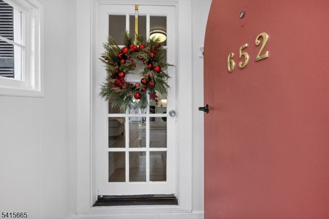 652 Harvard St, New Milford Boro, NJ 07646